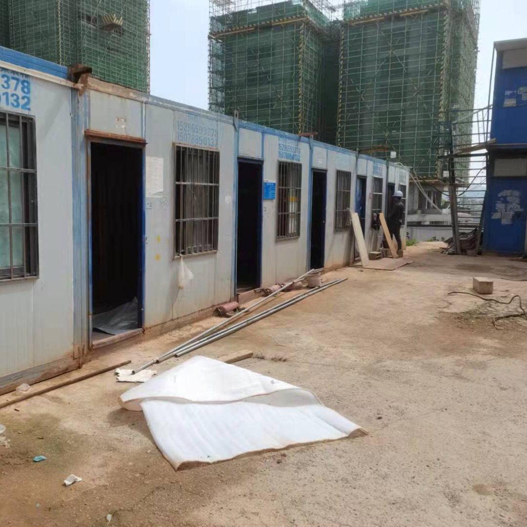 忻城\\厂房拆除回收：让废弃建筑重获新生\\